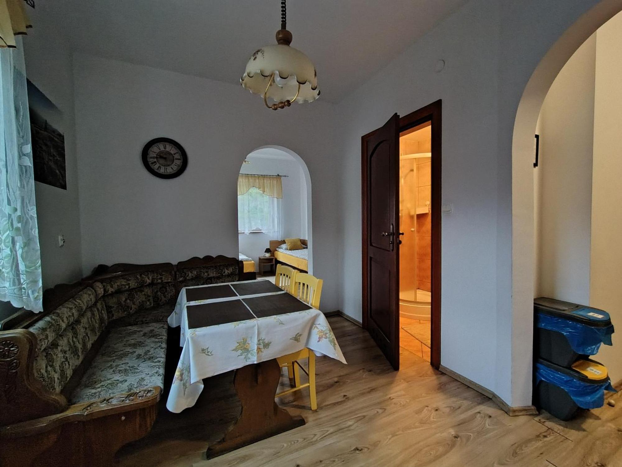 Apartmán Jaskolka Lądek-Zdrój Exteriér fotografie